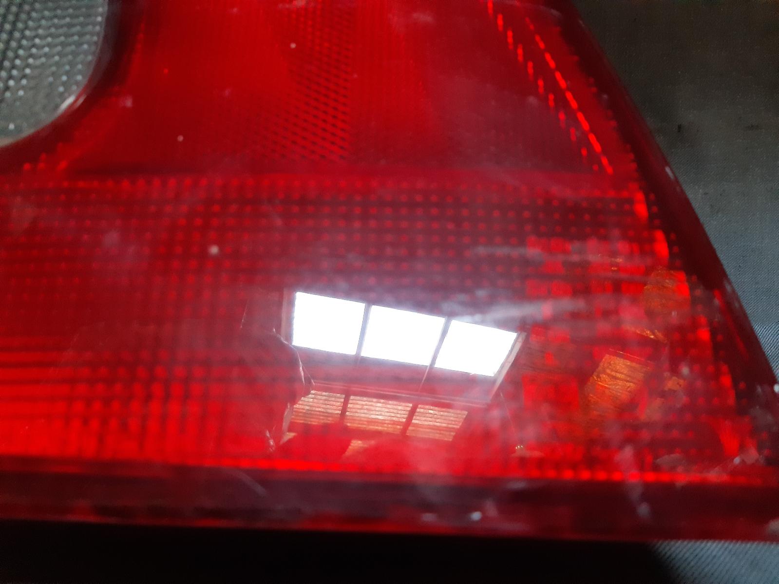 1998 DAEWOO NUBIRA Left Taillight Contact us for Photo