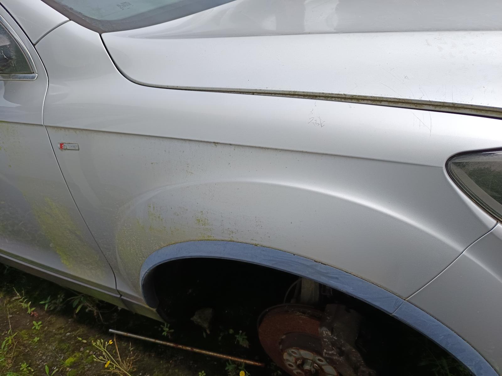 View AUDI Q7 2008 5_DOOR Station Wagon Breaking