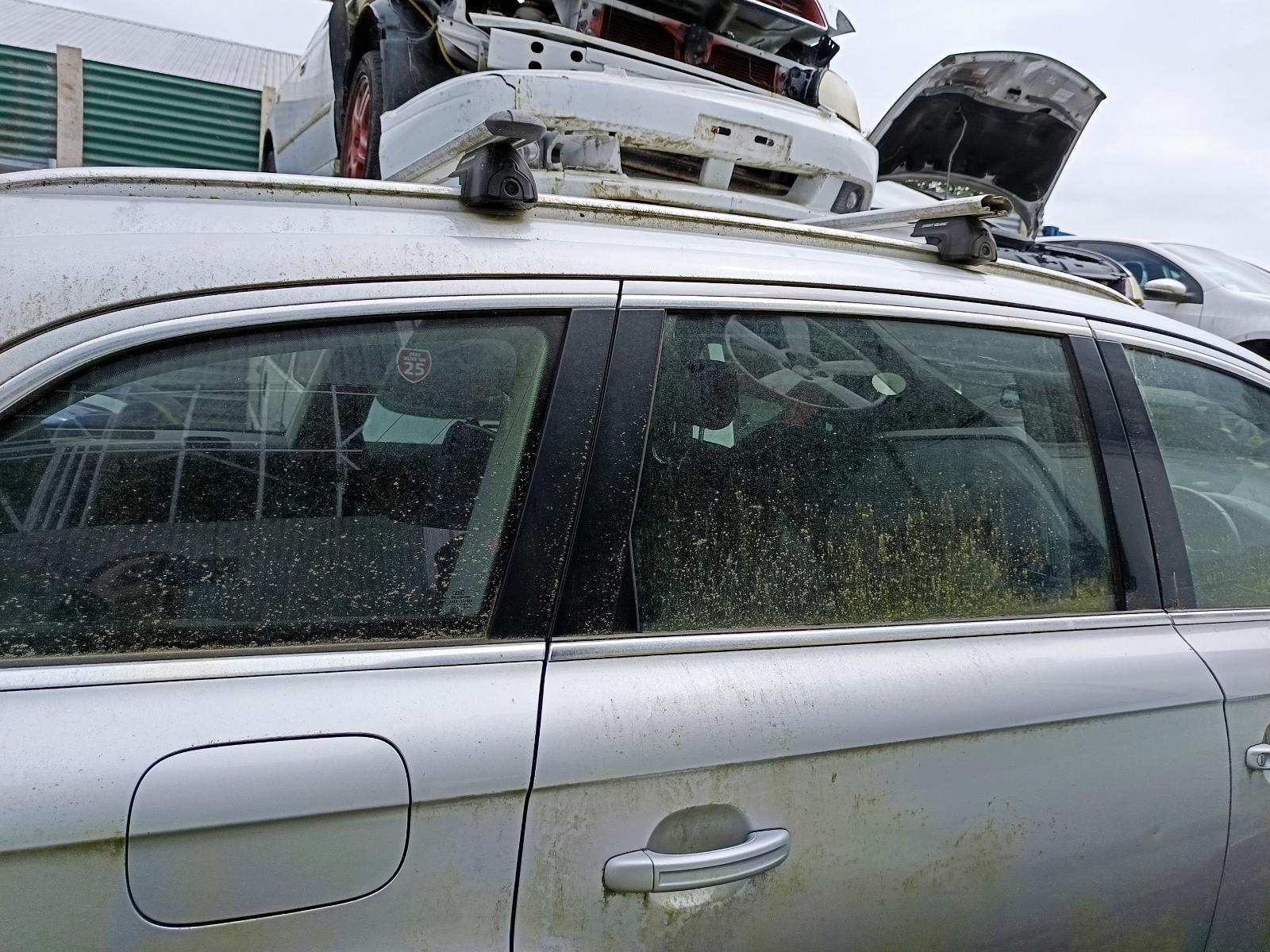 View AUDI Q7 2008 5_DOOR Station Wagon Breaking