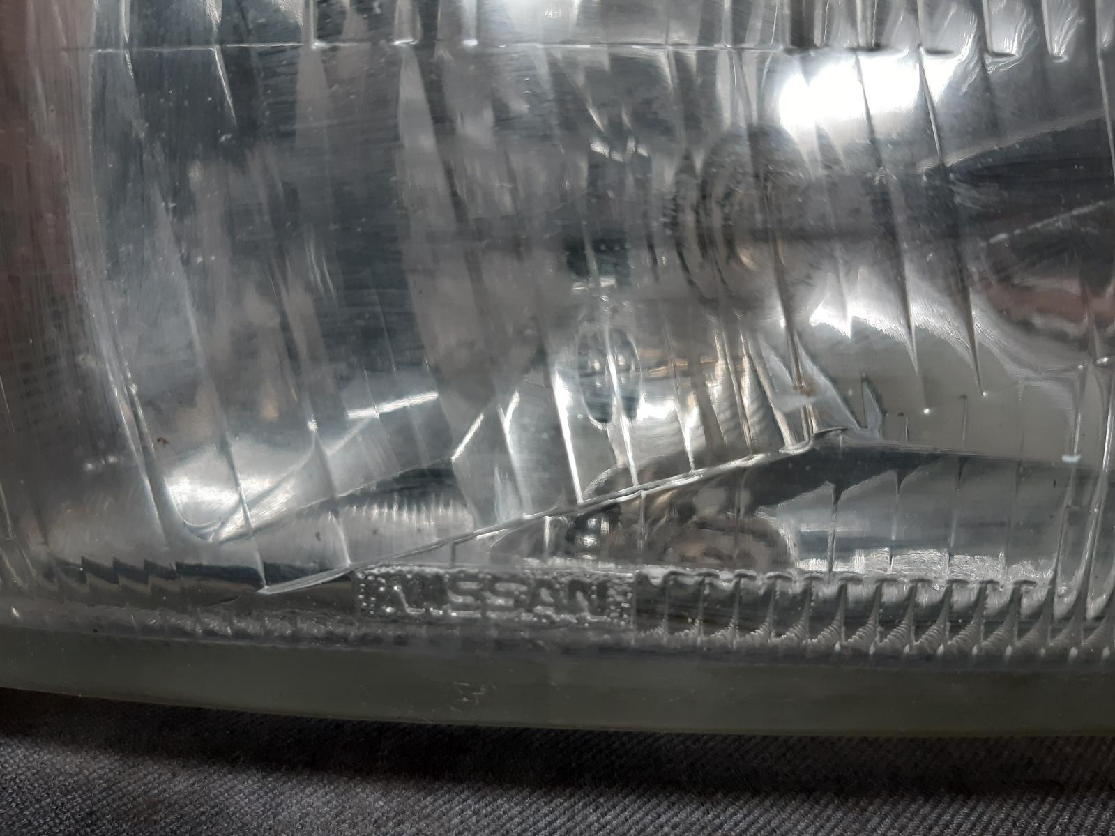 1990 NISSAN BLUEBIRD Right Headlamp Contact us for Photo