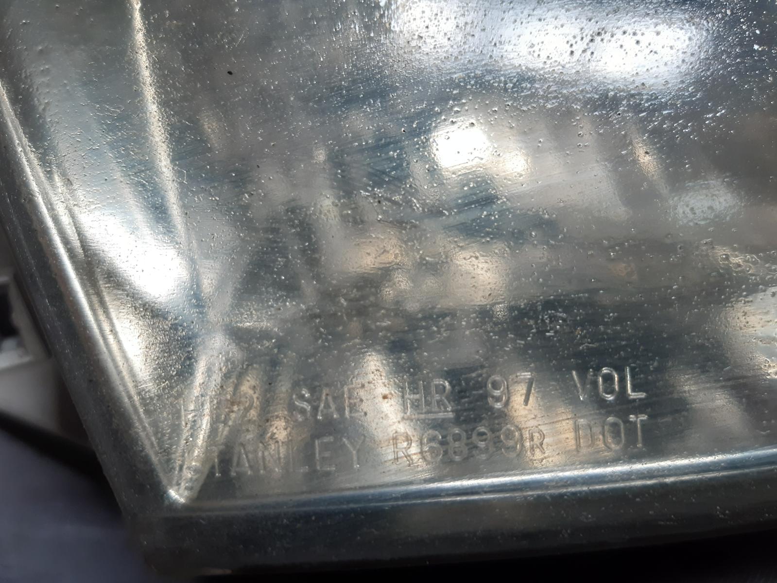2000 MAZDA MPV Right Headlamp Contact us for Photo