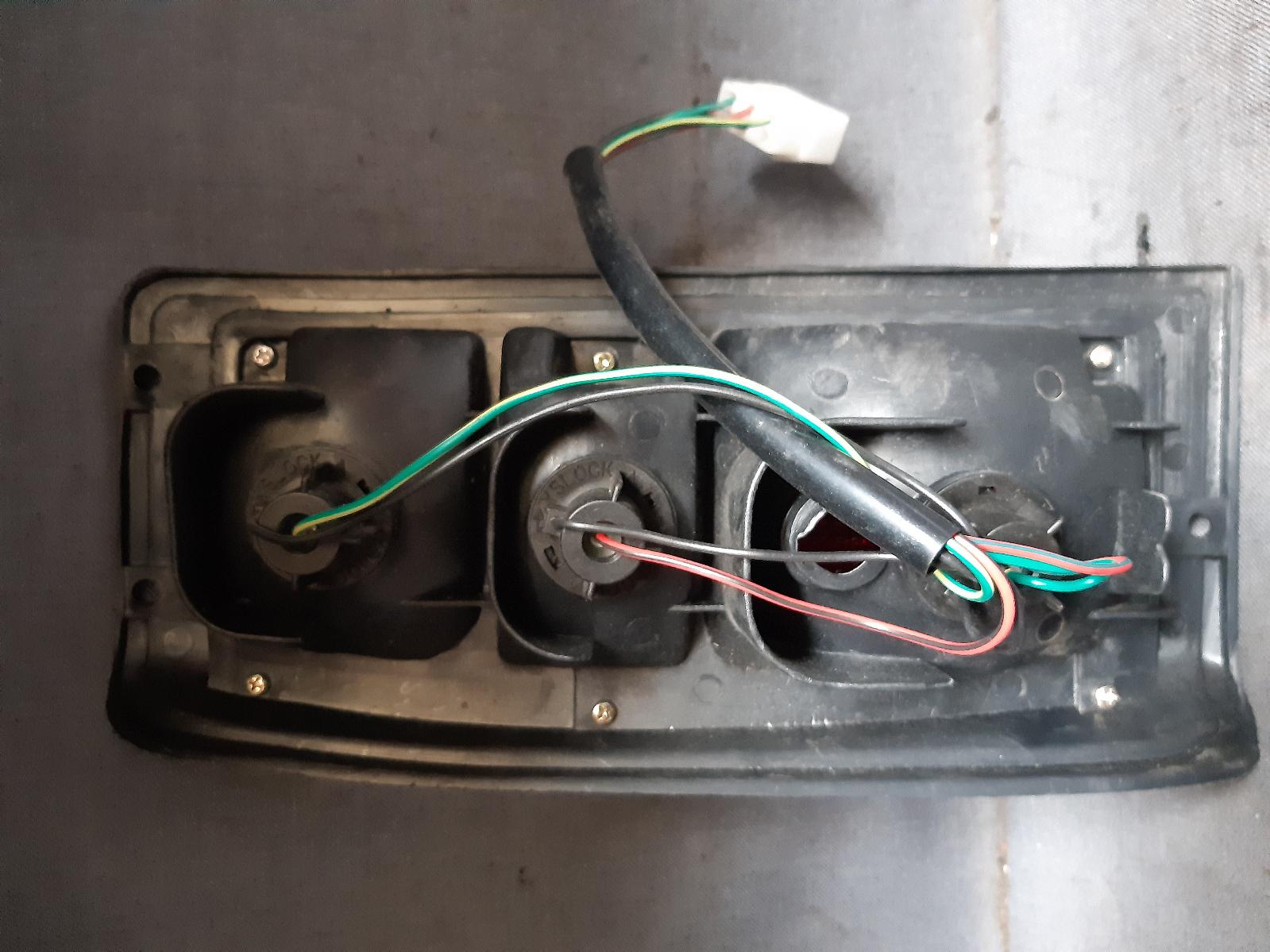 1985 NISSAN VANETTE Right Taillight Contact us for Photo