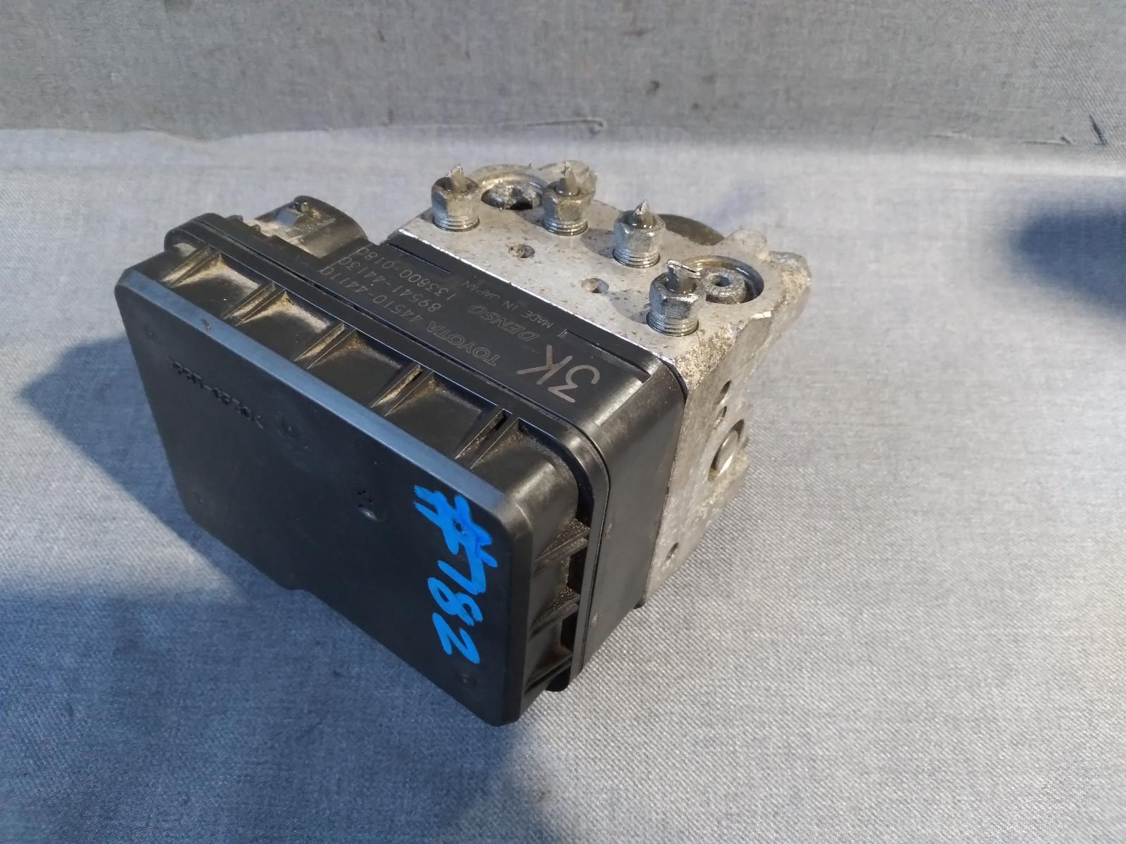 2004 TOYOTA IPSUM (NZ ONLY) Abs Pump/Modulator Contact us for Photo