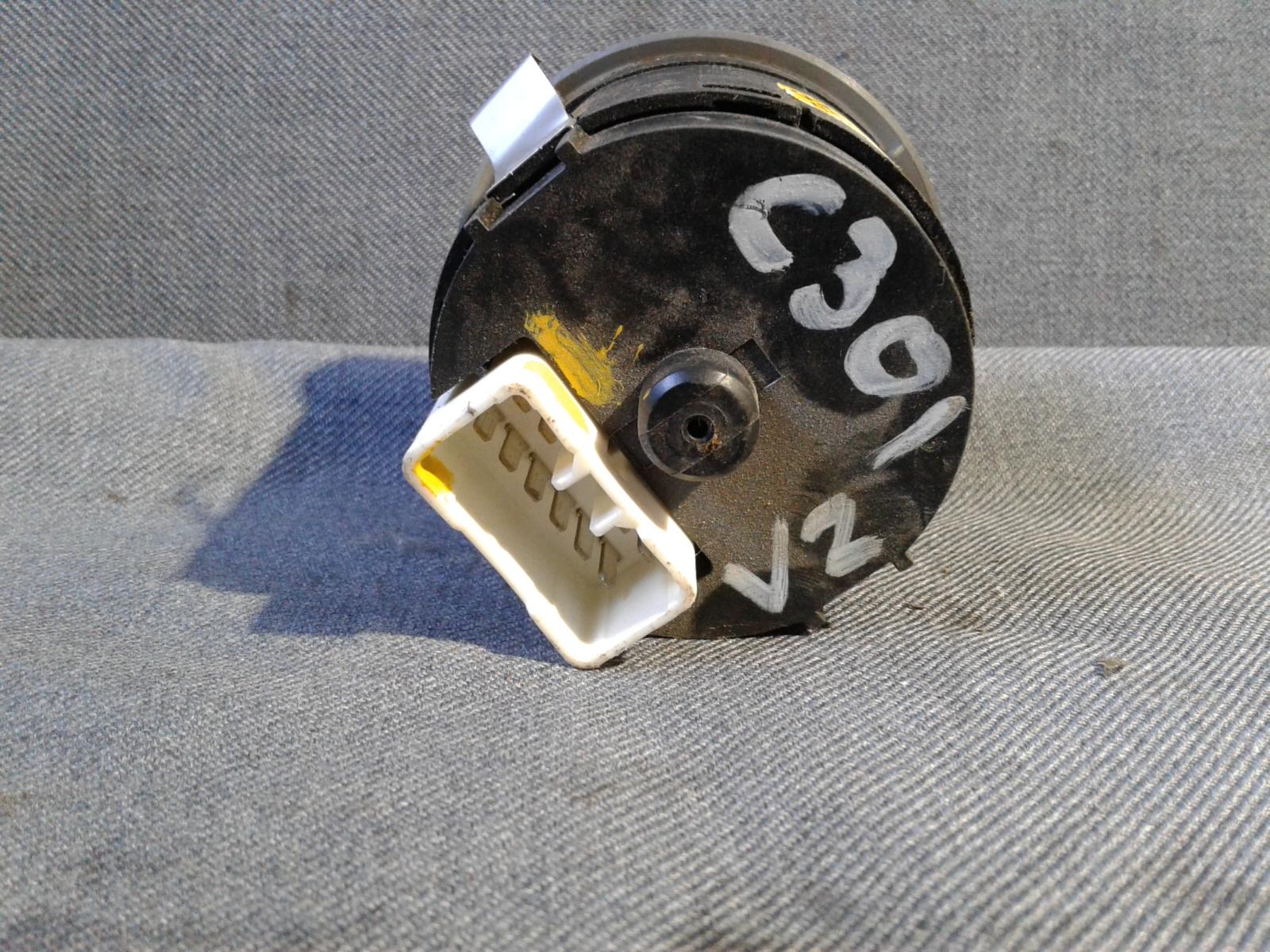 2004 HOLDEN COMMODORE Combination Switch Contact us for Photo