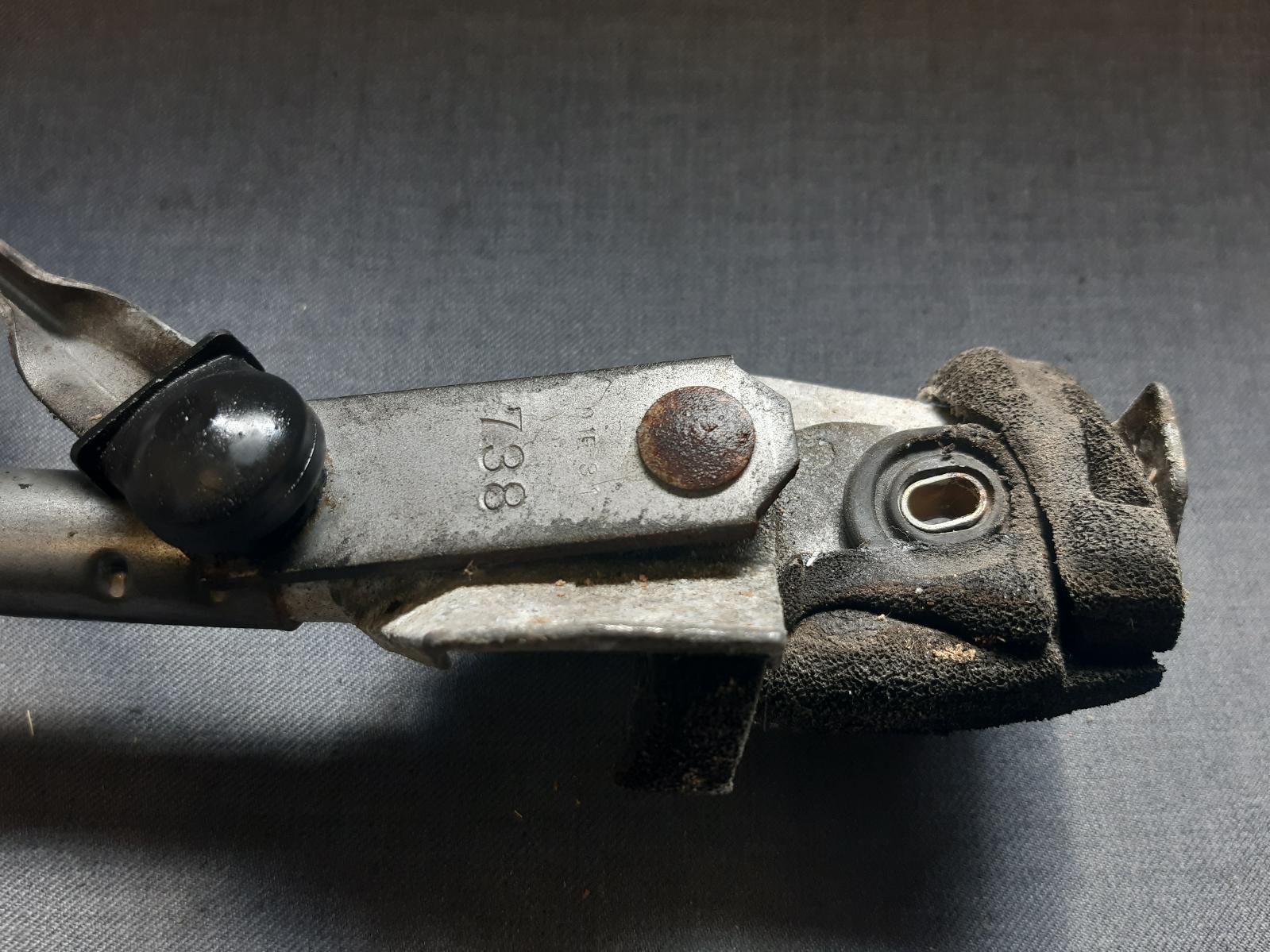 2001 FORD ESCAPE Wiper Linkage Contact us for Photo