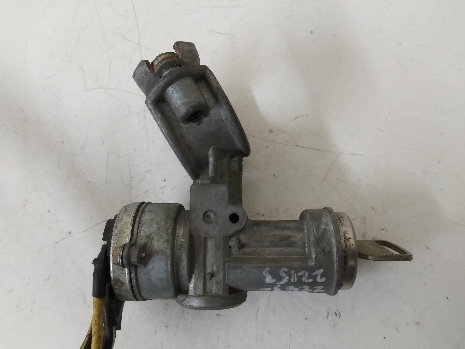 1987 HONDA INTEGRA Ignition W/ Key Contact us for Photo