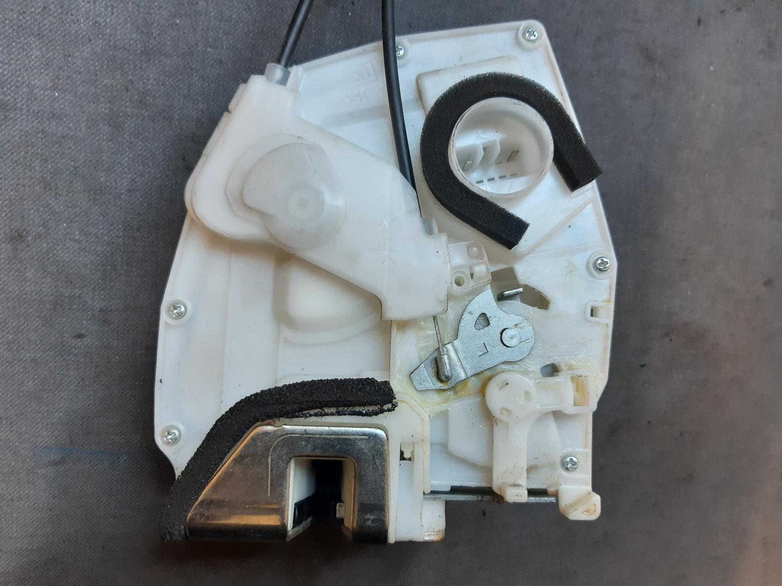 2006 SUZUKI SWIFT Door/Boot/Gate Lock Contact us for Photo