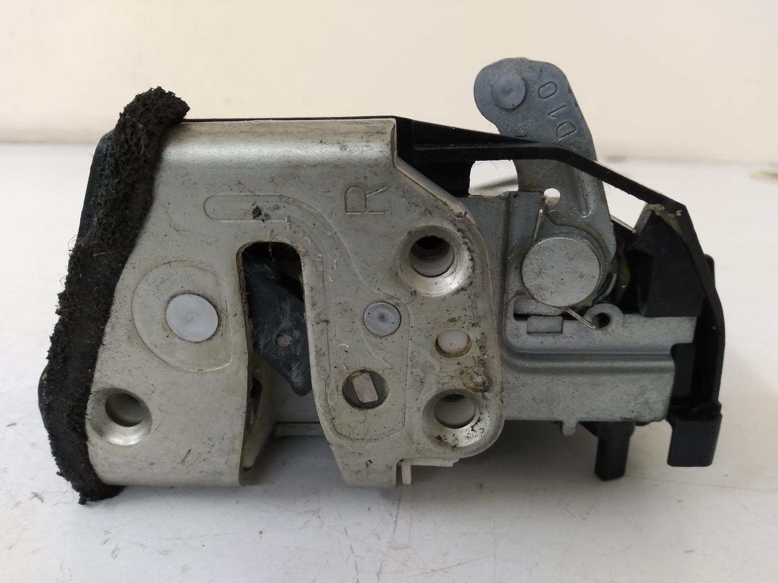 2006 SUZUKI SWIFT Door/Boot/Gate Lock Contact us for Photo