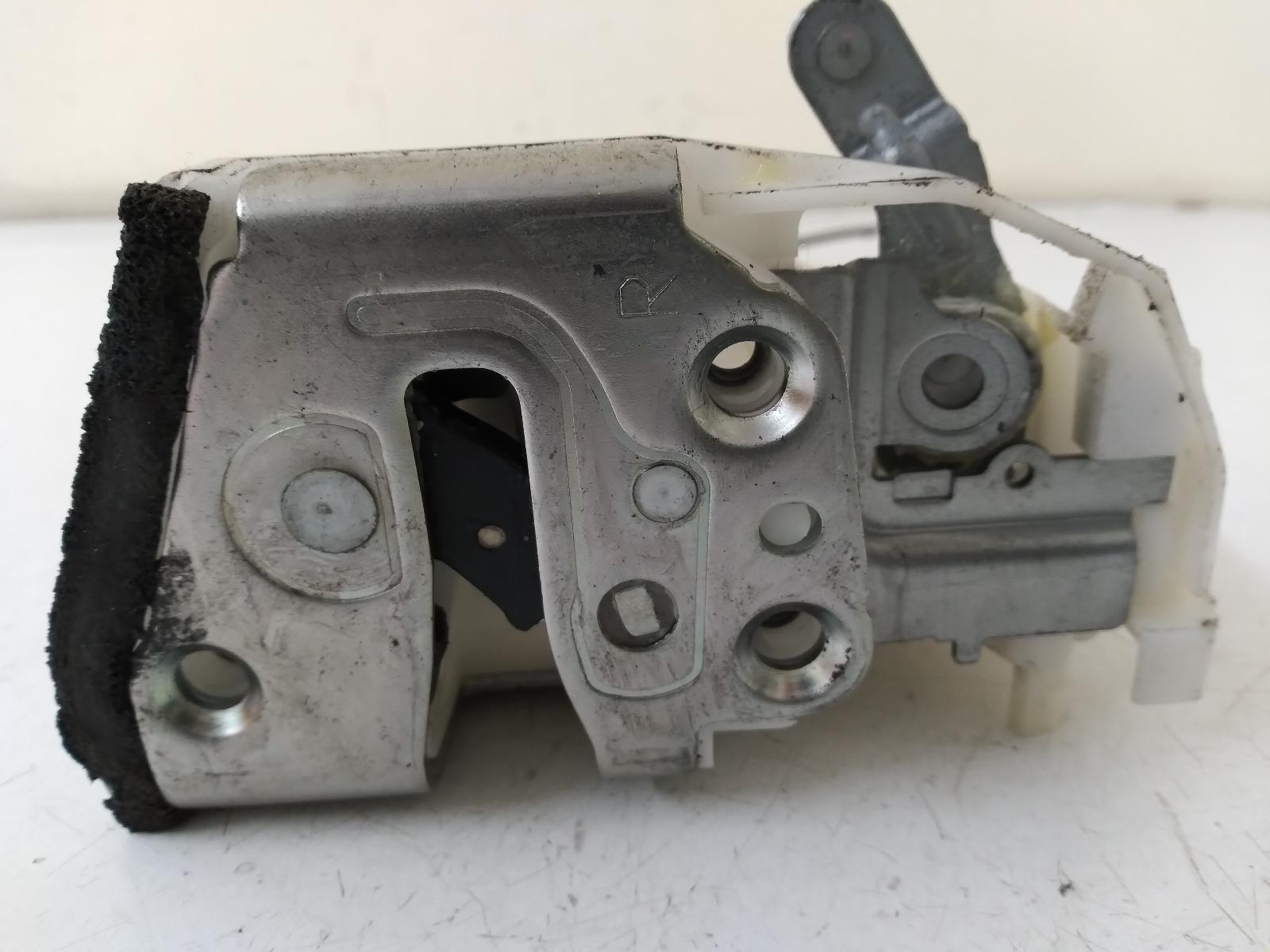 2006 SUZUKI SWIFT Door/Boot/Gate Lock Contact us for Photo