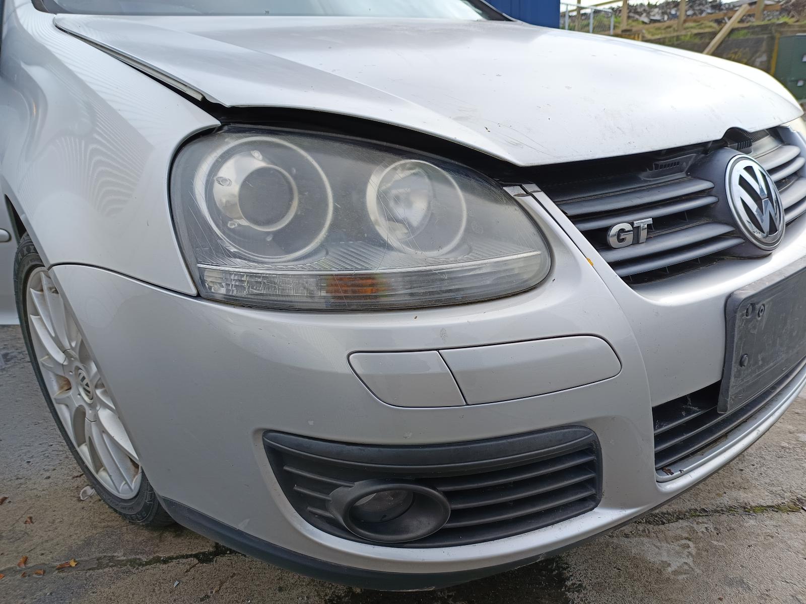 View VOLKSWAGEN GOLF 2007 5_DOOR Hatchback Breaking