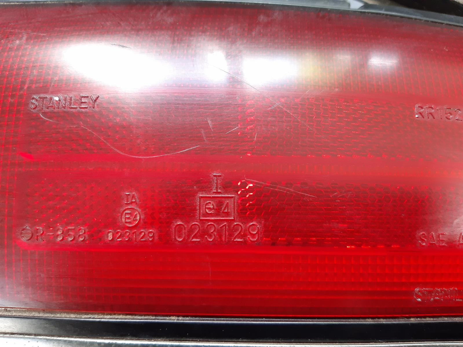 1995 MITSUBISHI MAGNA Right Taillight Contact us for Photo