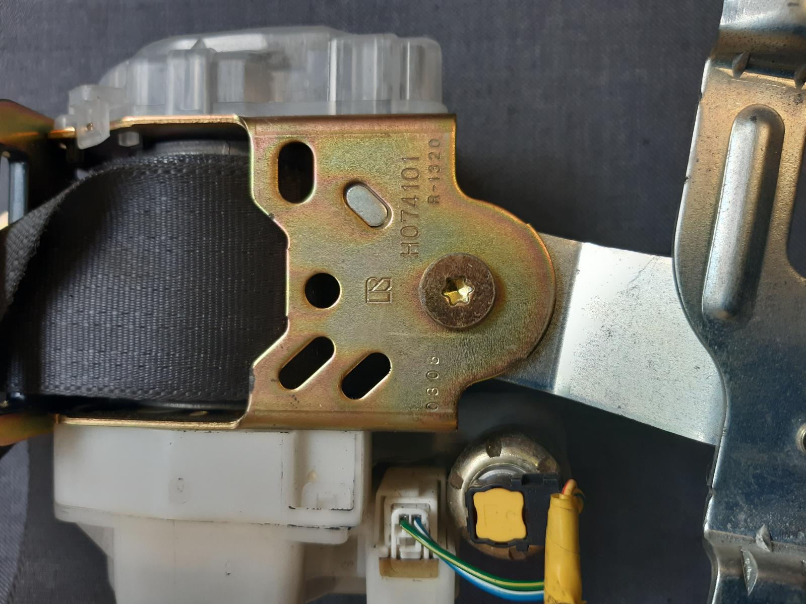 2005 SUBARU LIBERTY Seatbelt/Stalk Contact us for Photo