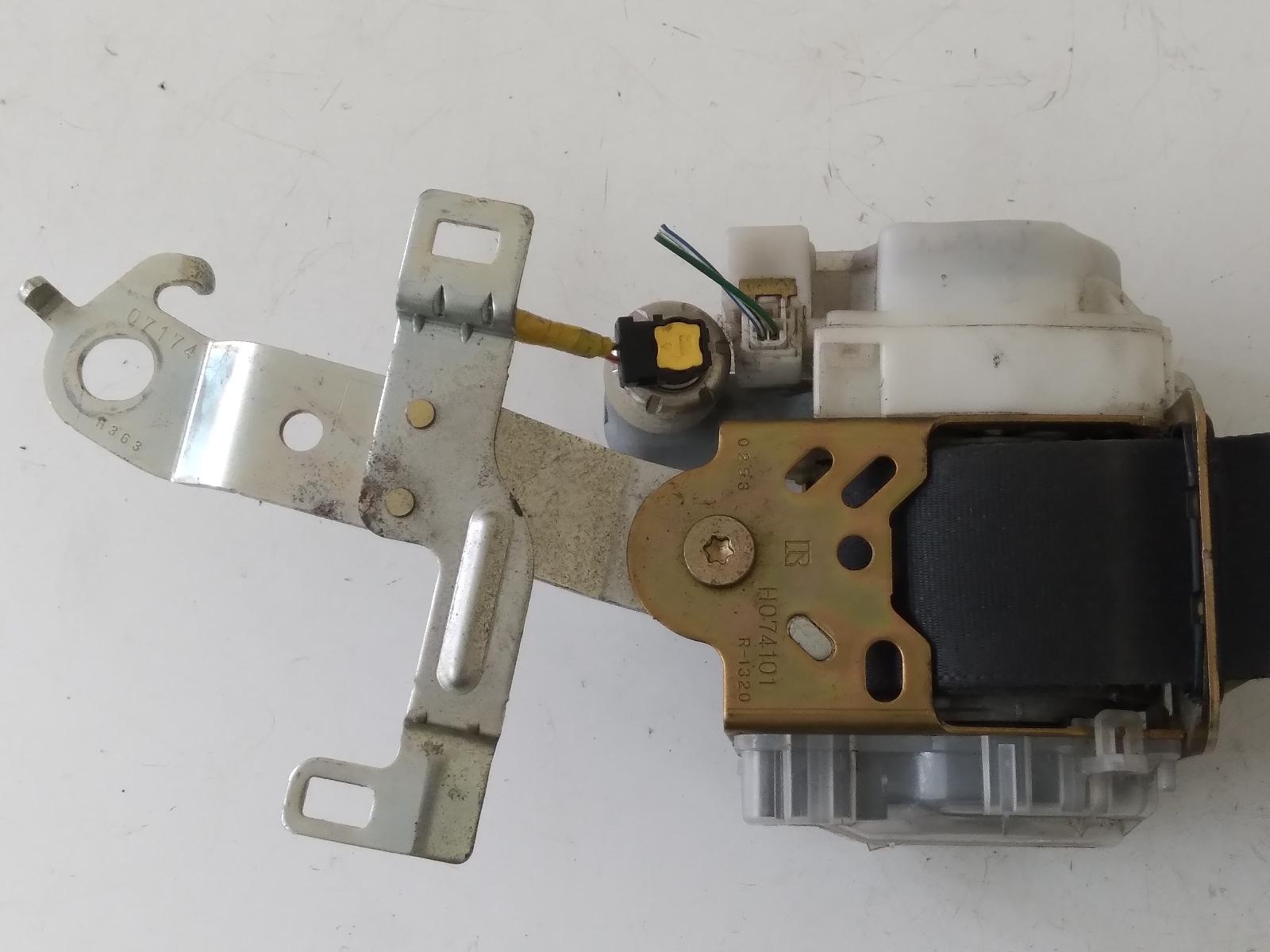 2005 SUBARU LIBERTY Seatbelt/Stalk Contact us for Photo