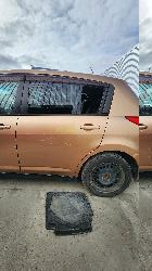 View NISSAN TIIDA 2008   Breaking