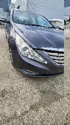 View HYUNDAI I45 2010 4 Door Sedan Breaking