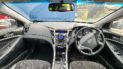 View HYUNDAI I45 2010 4 Door Sedan Breaking