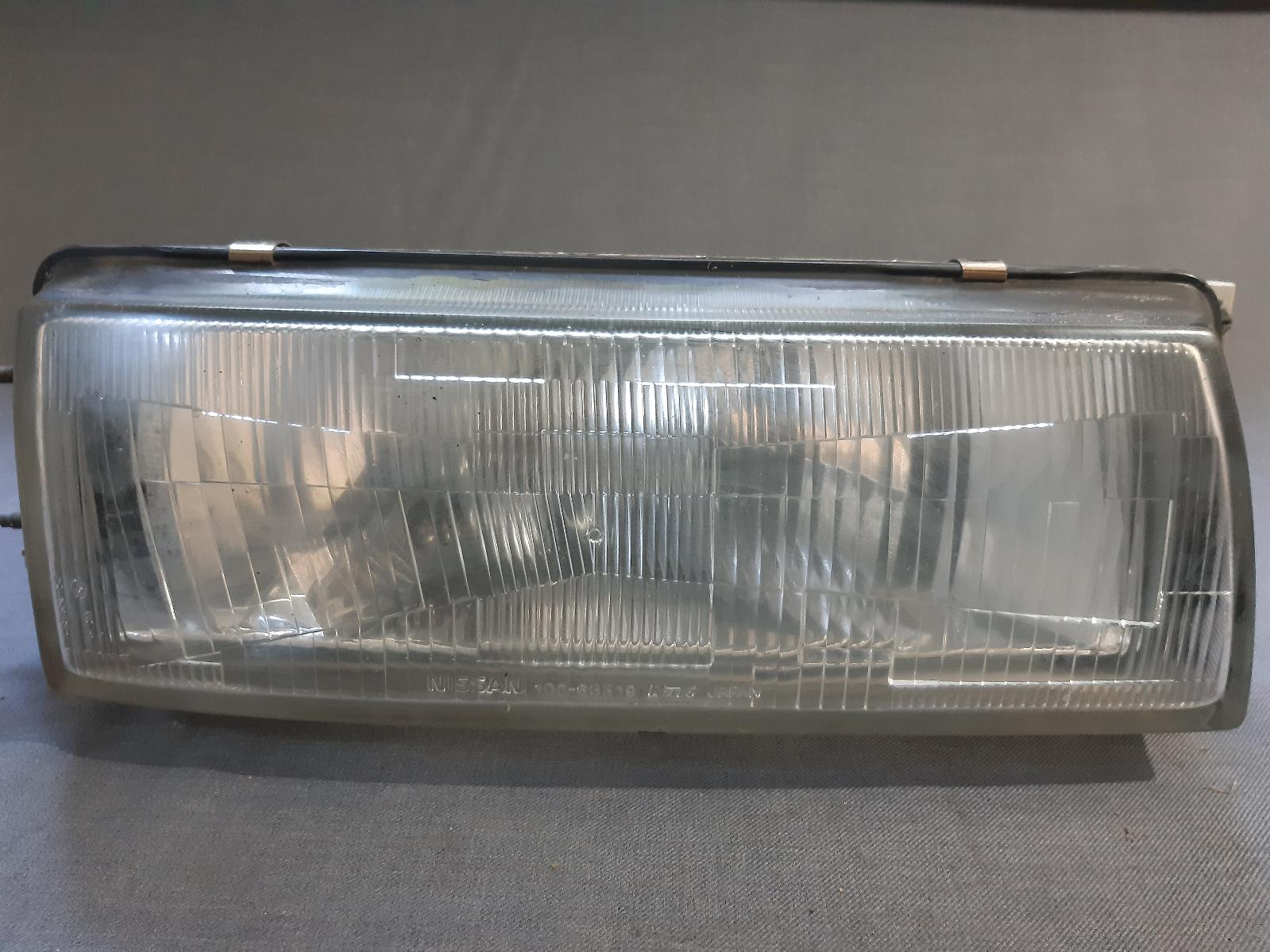 View Auto part Right Headlamp NISSAN BLUEBIRD 1990