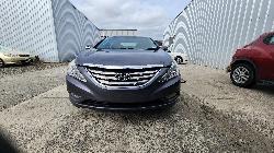 View HYUNDAI I45 2010 4 Door Sedan Breaking