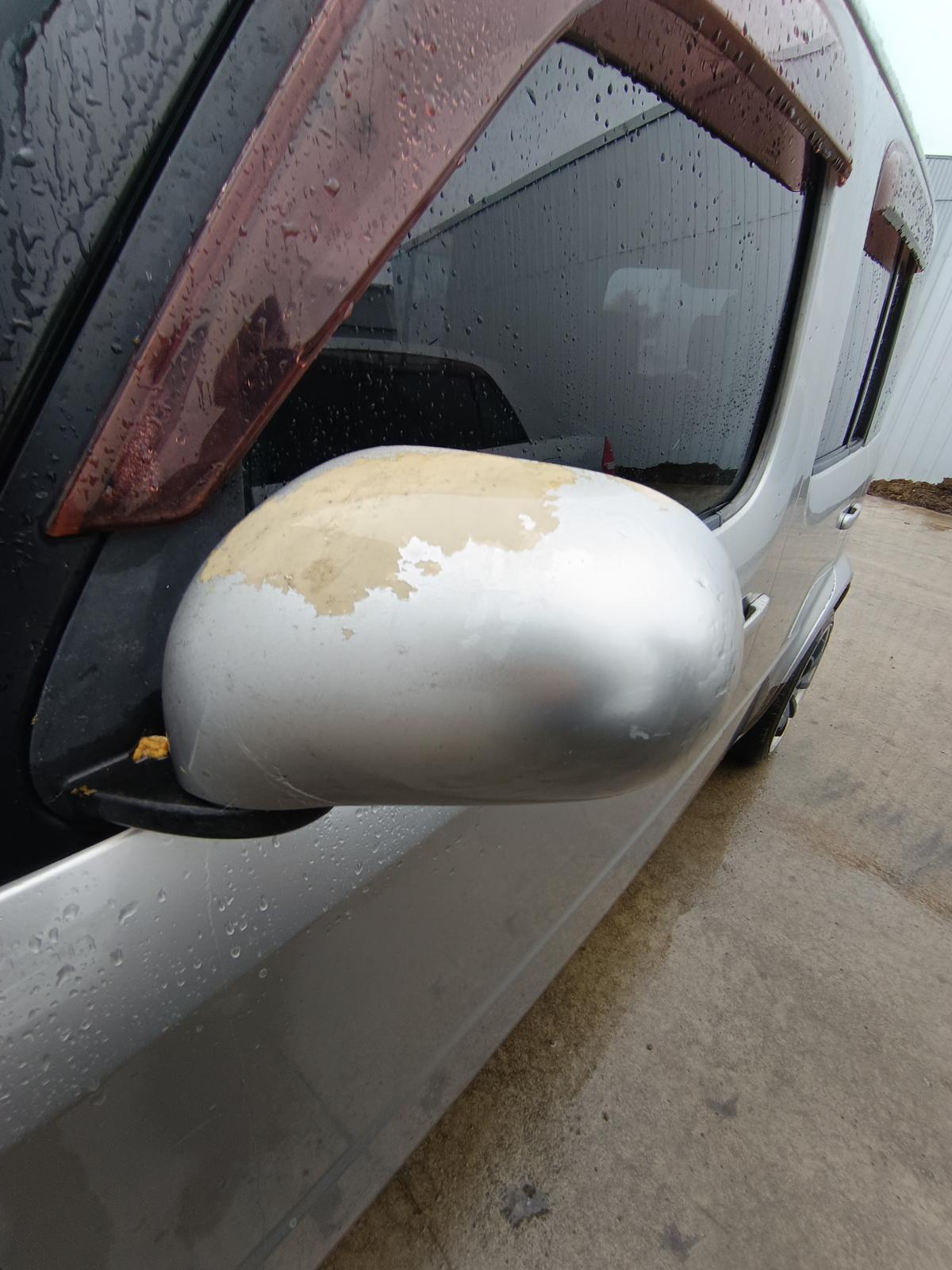 View NISSAN CUBE 2004 5_DOOR Station Wagon Breaking