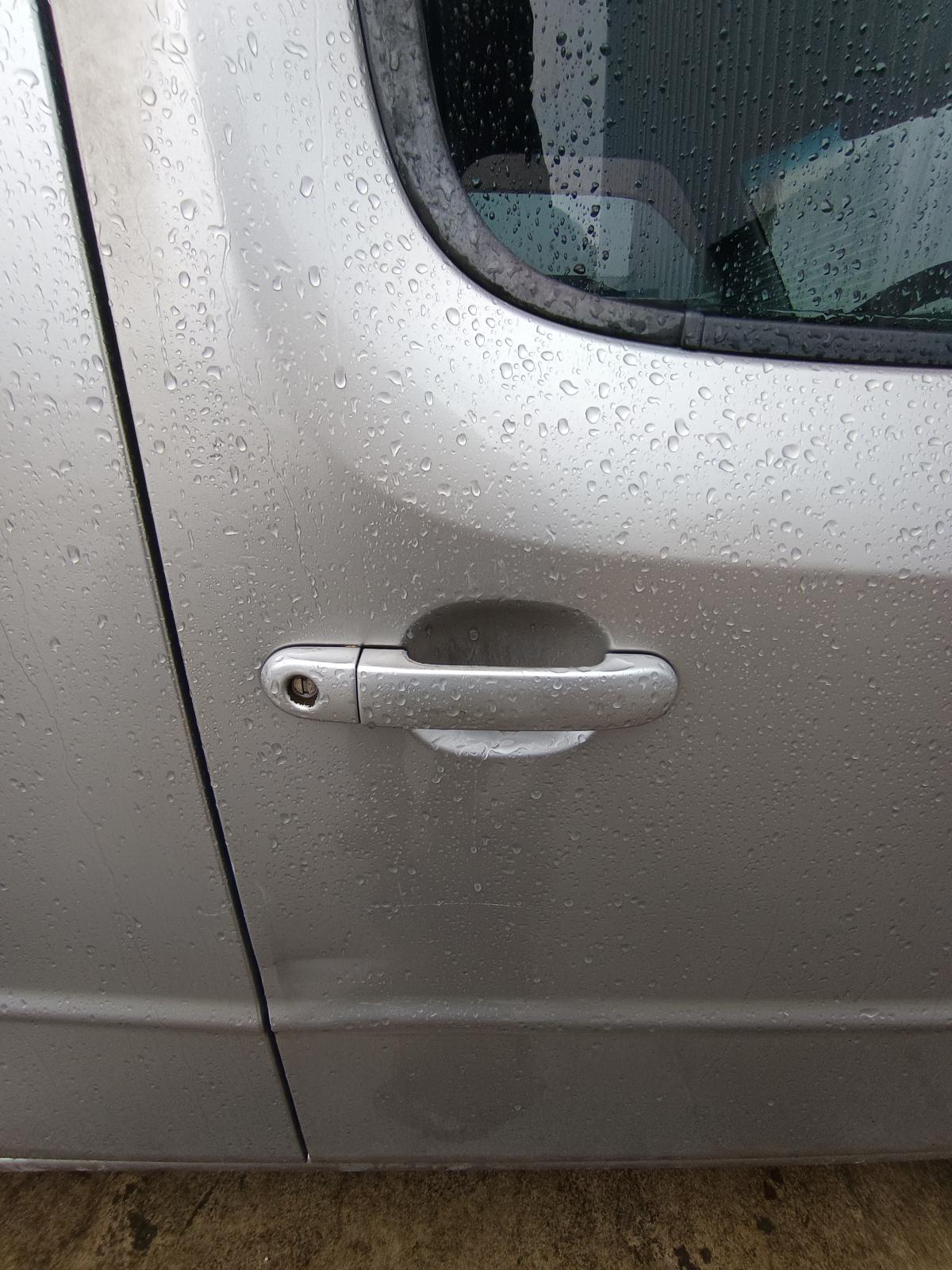 View NISSAN CUBE 2004 5_DOOR Station Wagon Breaking
