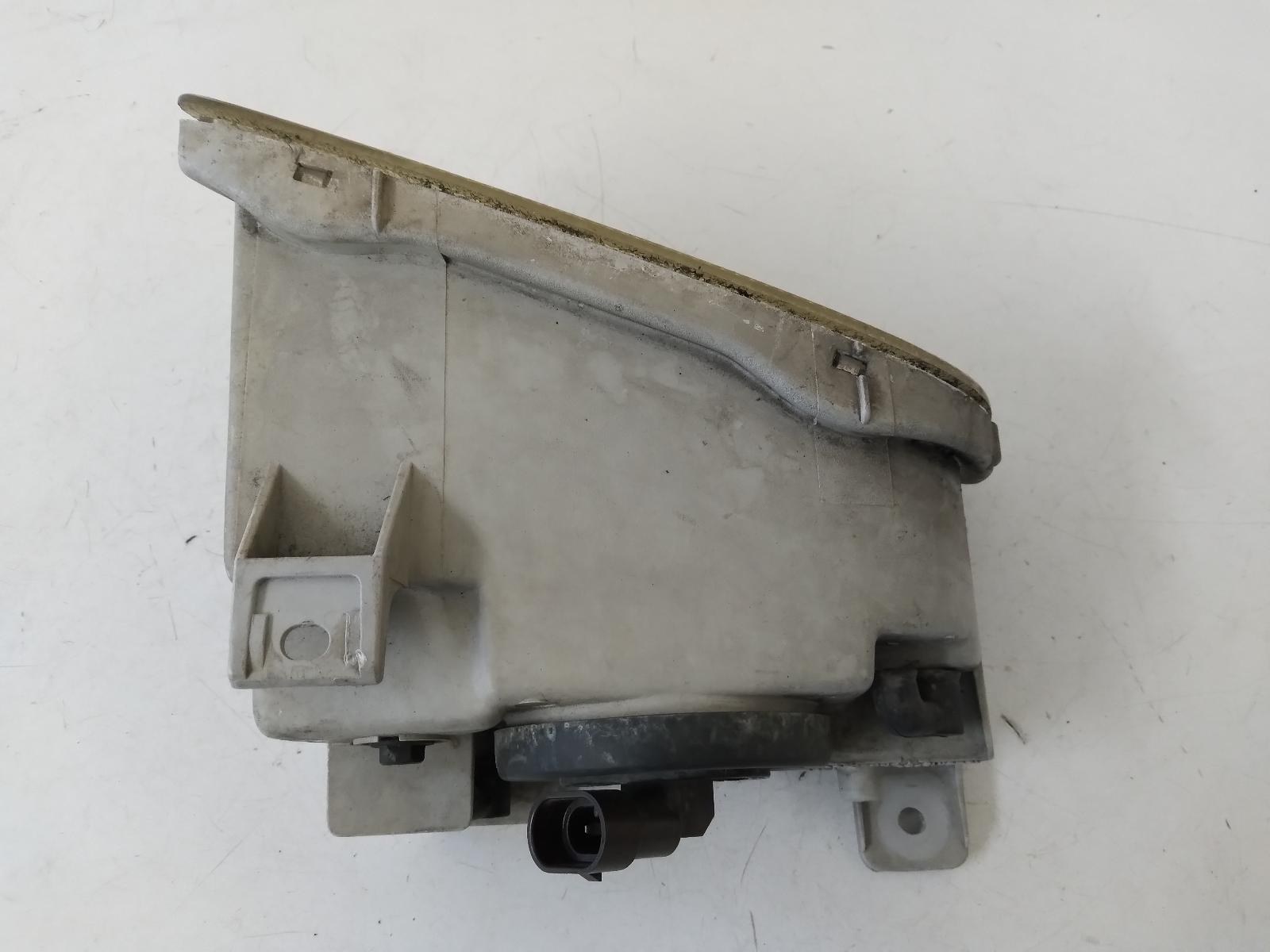 2001 TOYOTA ESTIMA Left Indicator/Fog/Side Contact us for Photo