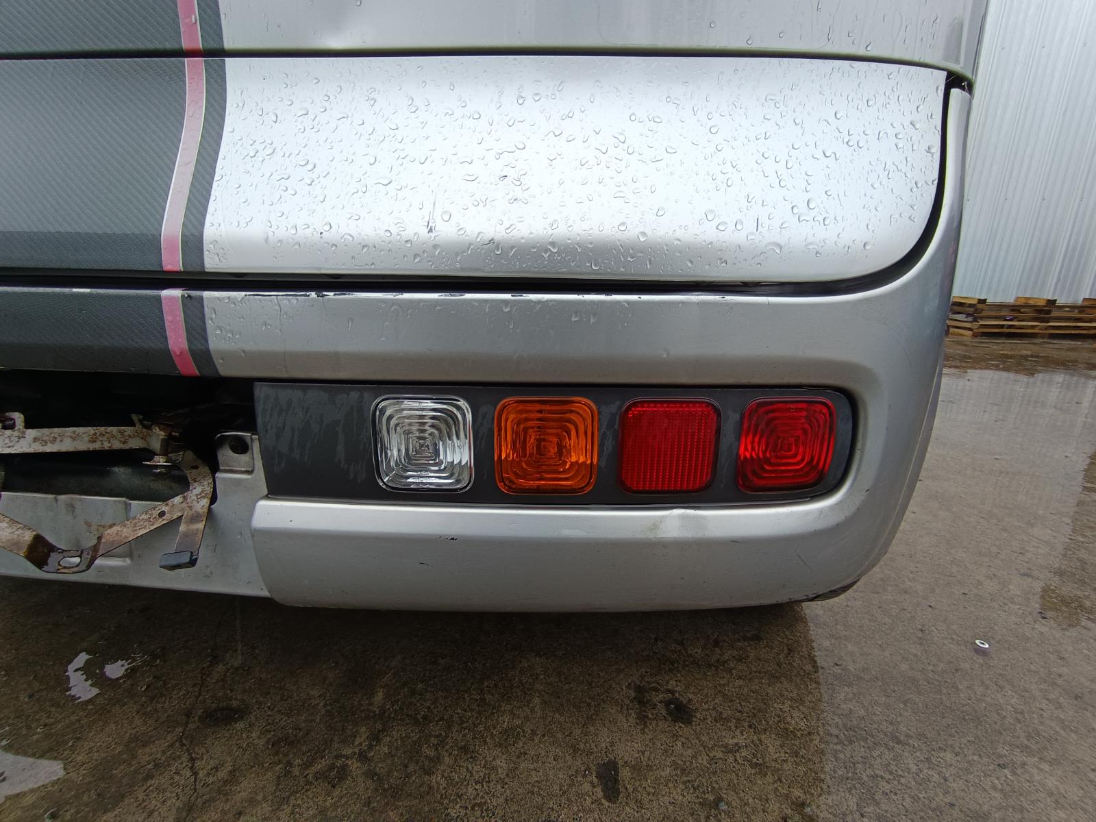 View NISSAN CUBE 2004 5_DOOR Station Wagon Breaking
