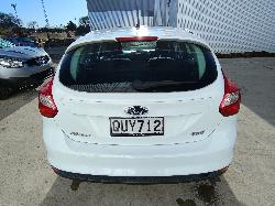 View FORD FOCUS 2012 5_DOOR Hatchback Breaking