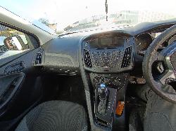 View FORD FOCUS 2012 5_DOOR Hatchback Breaking