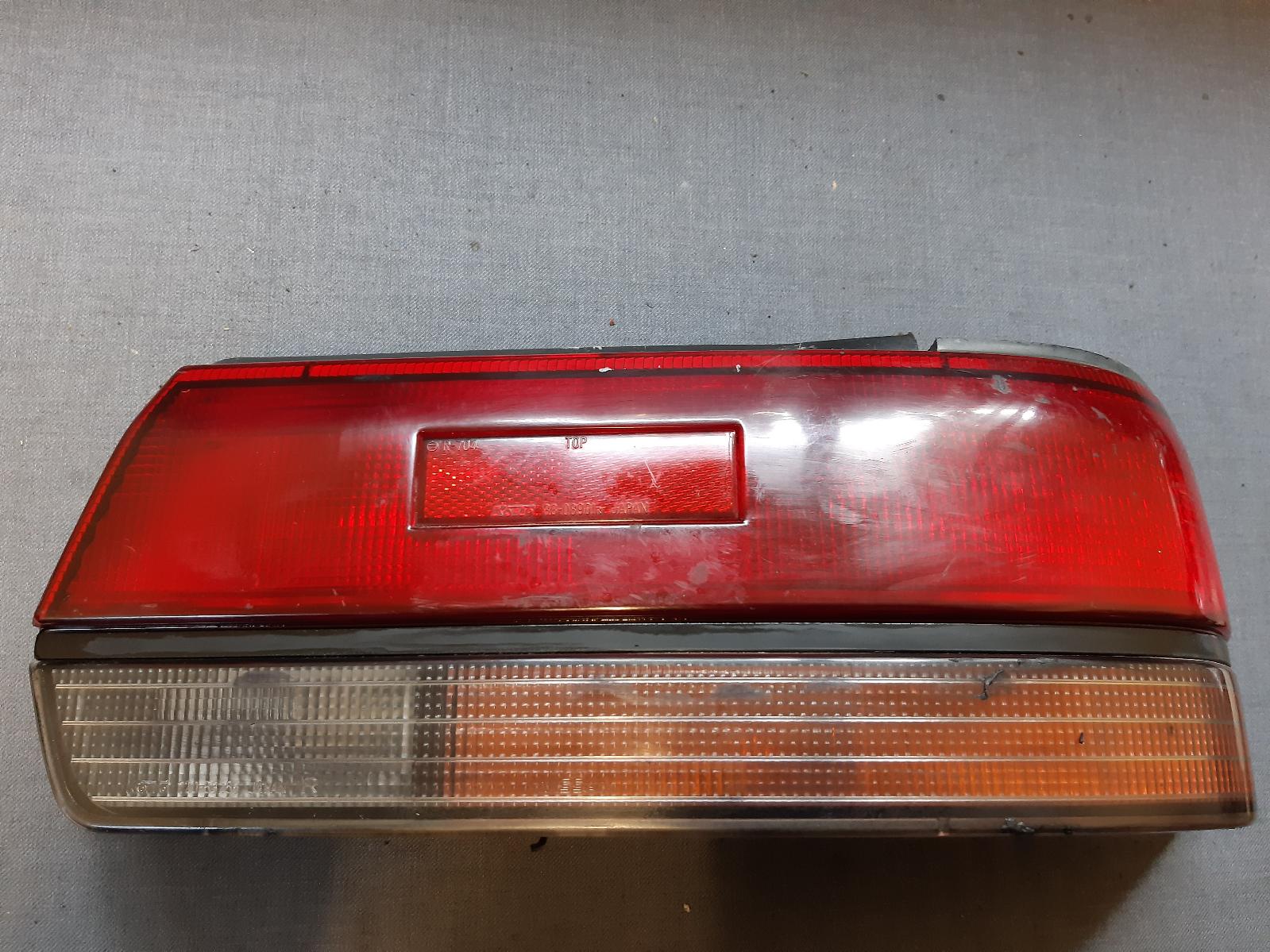 View Auto part Right Taillight NISSAN BLUEBIRD 1990