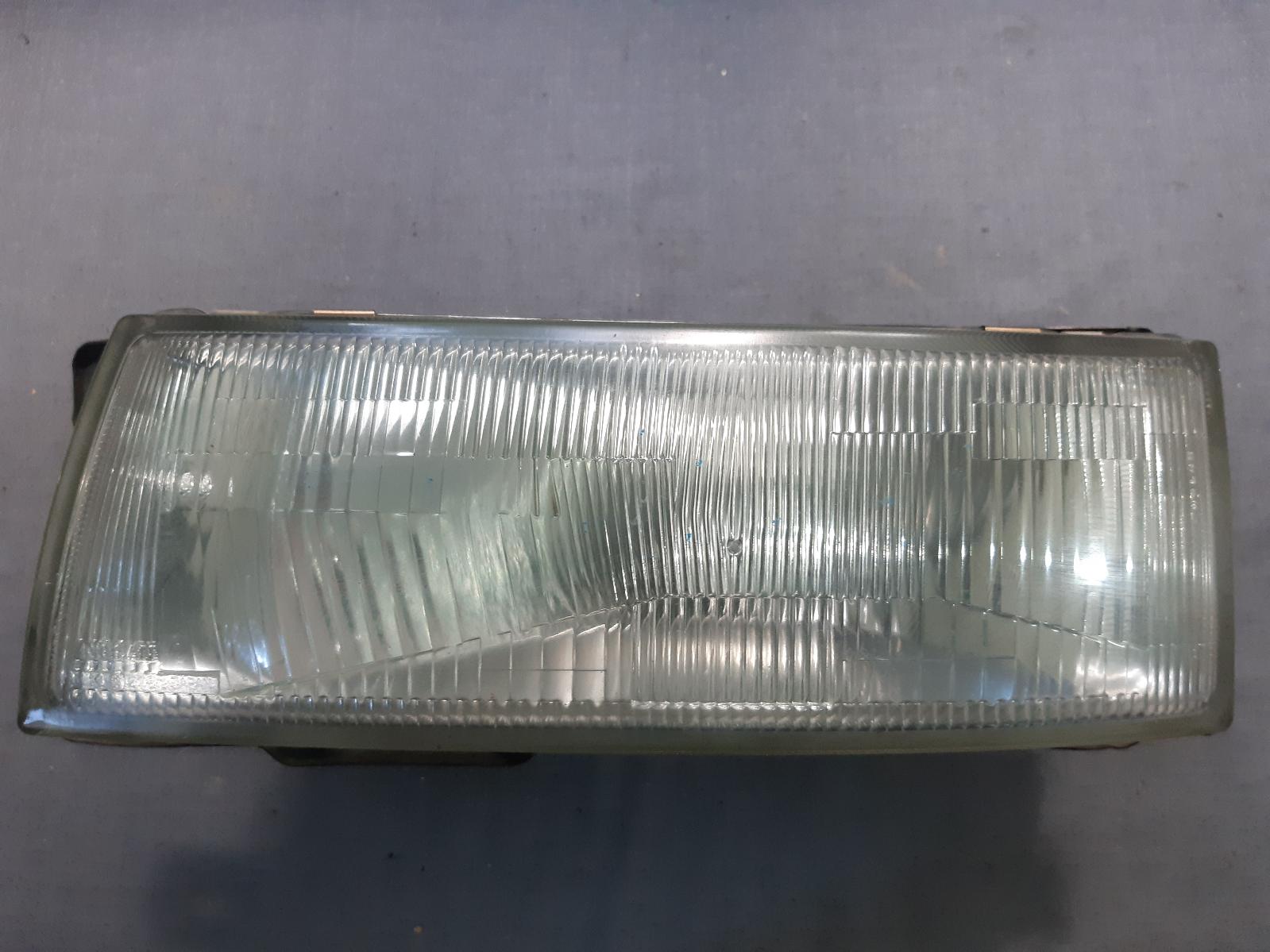View Auto part Left Headlamp NISSAN MAXIMA 1990