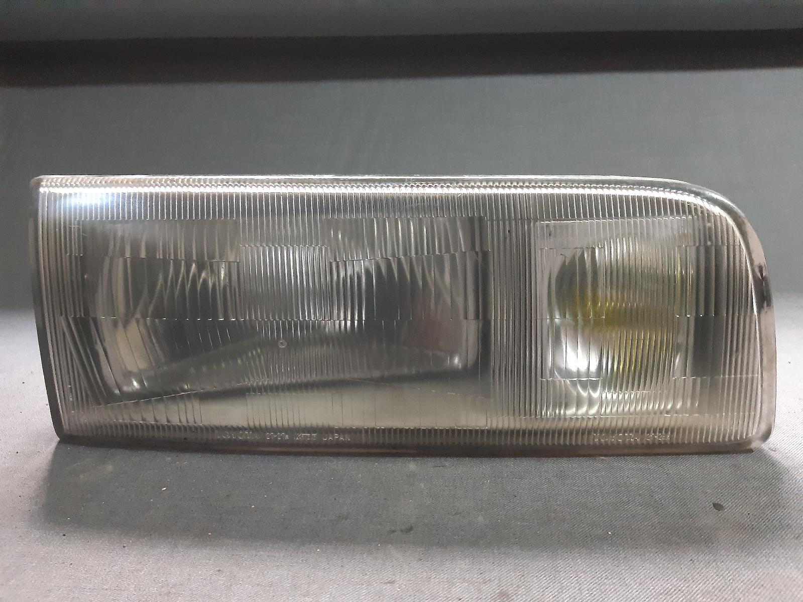View Auto part Right Headlamp TOYOTA LITEACE 1990