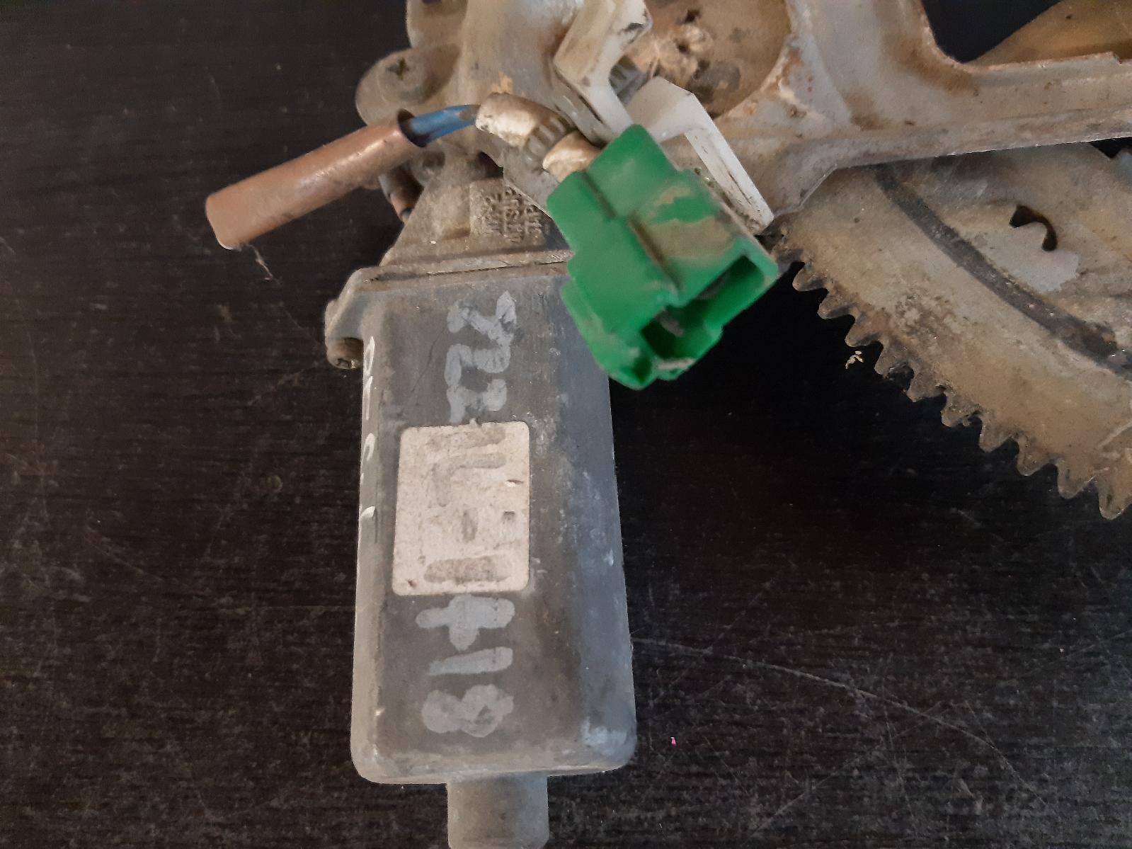 1991 SUBARU LIBERTY Right Front Window Reg/Motor Contact us for Photo