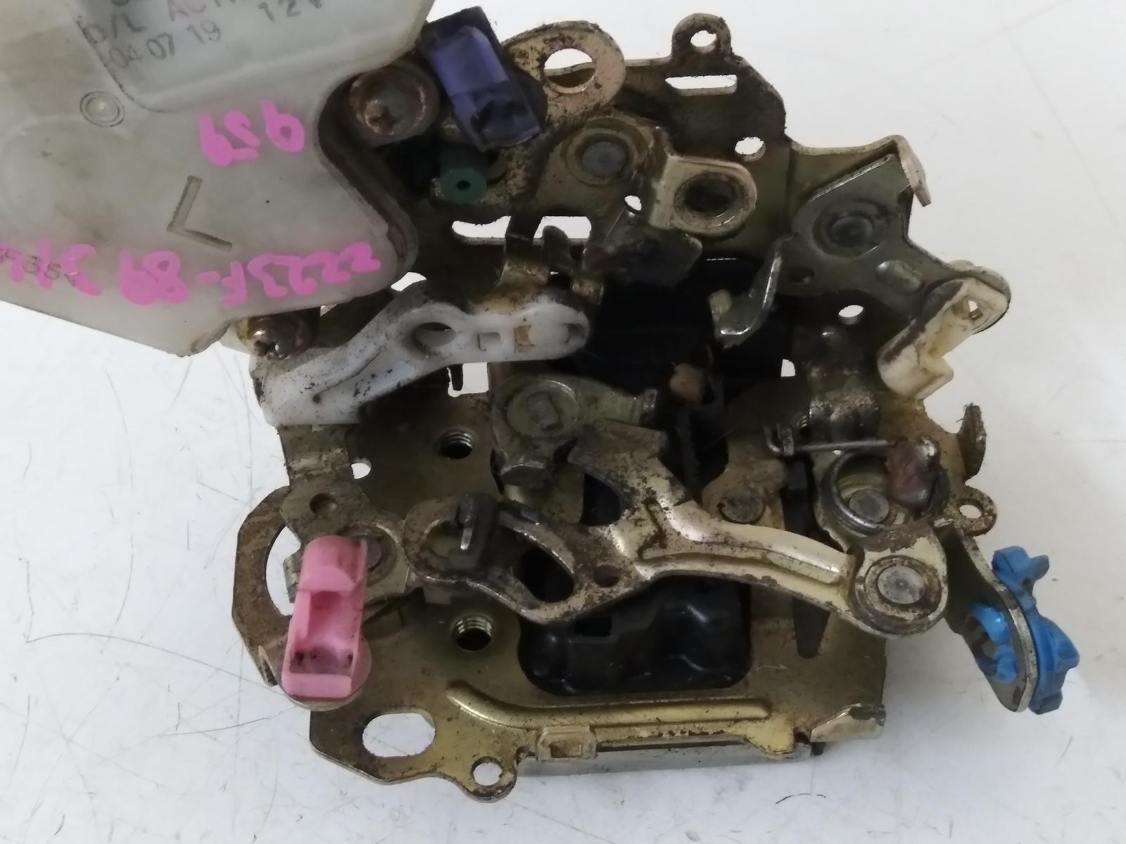 2002 NISSAN SERENA Door/Boot/Gate Lock Contact us for Photo