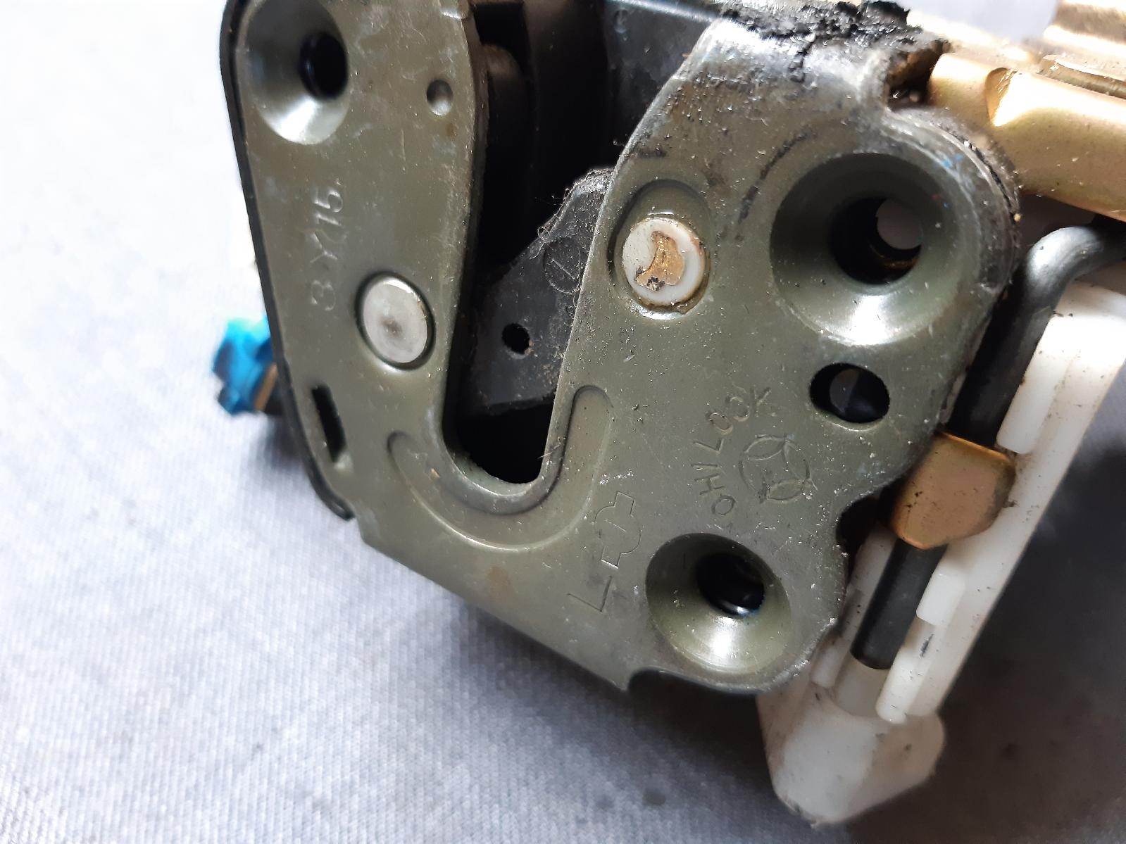 1994 NISSAN SKYLINE Door/Boot/Gate Lock Contact us for Photo
