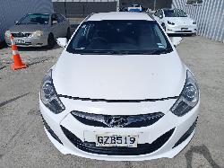 View HYUNDAI I40 2013 5_DOOR Station Wagon Breaking