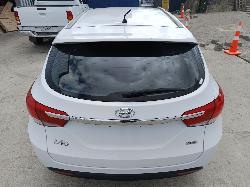 View HYUNDAI I40 2013 5_DOOR Station Wagon Breaking