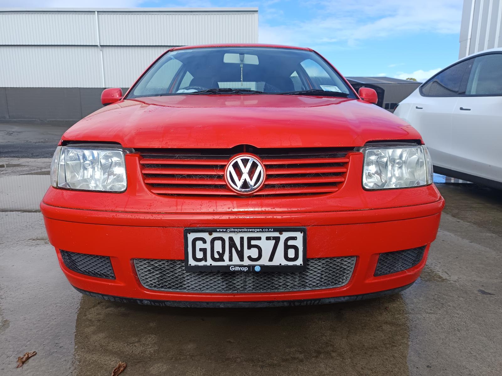 Image for a VOLKSWAGEN POLO 2000 3 Door Hatchback Breaking