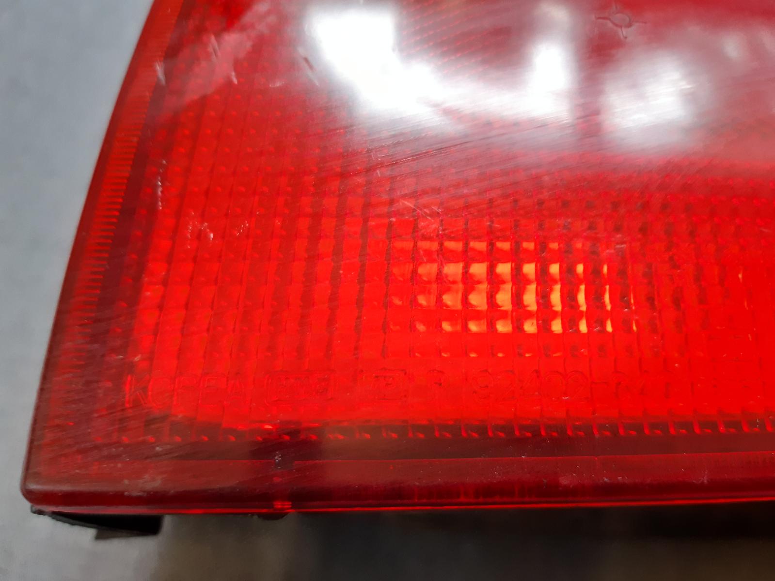 1999 HYUNDAI SONATA Right Taillight Contact us for Photo