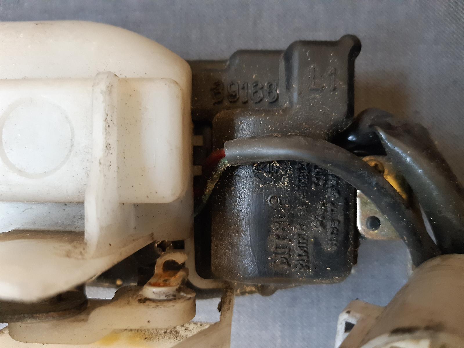 1996 TOYOTA CELICA Door/Boot/Gate Lock Contact us for Photo