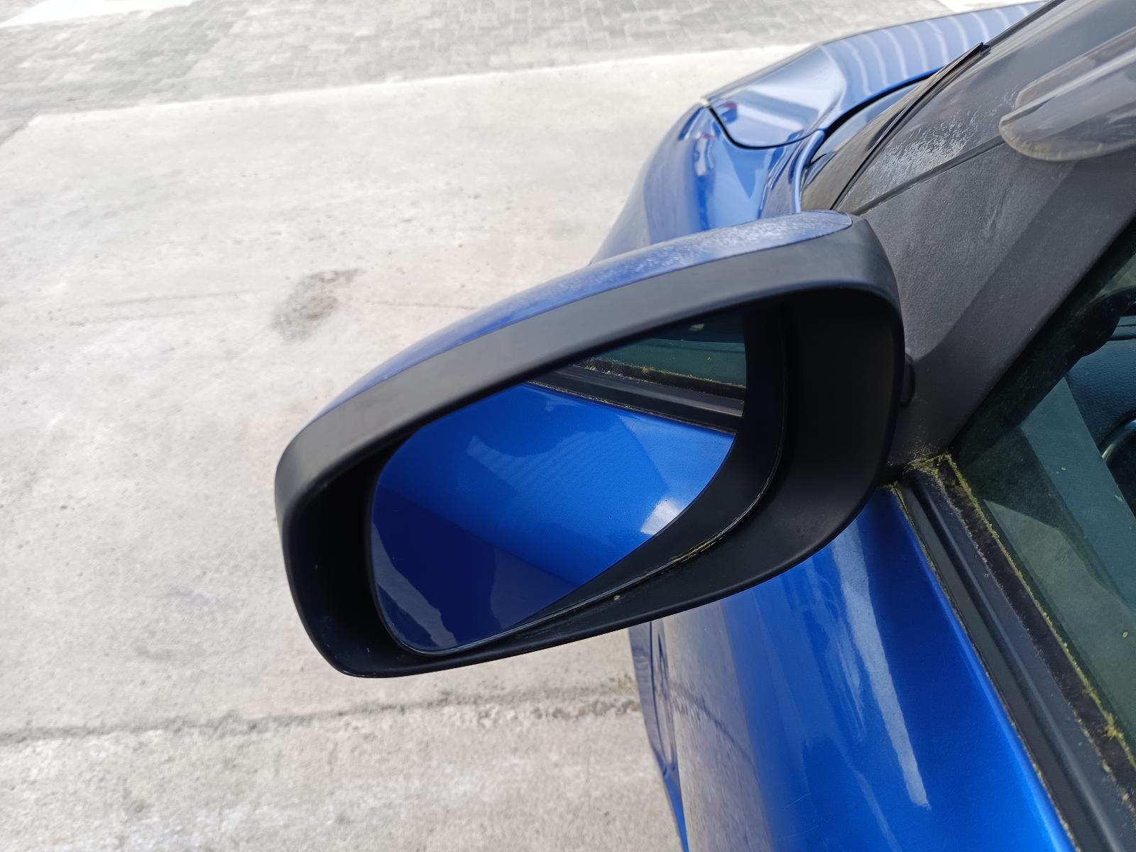 View SUZUKI SWIFT 2005 5_DOOR Hatchback Breaking