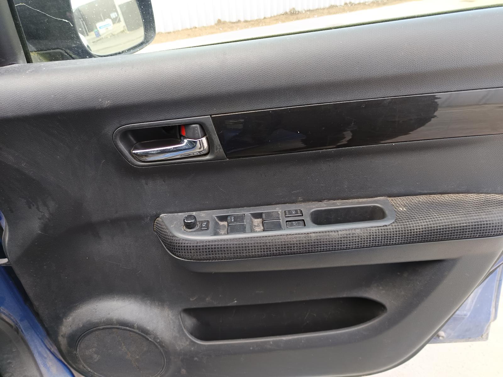 View SUZUKI SWIFT 2005 5_DOOR Hatchback Breaking