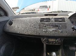 View SUZUKI SWIFT 2005 5_DOOR Hatchback Breaking