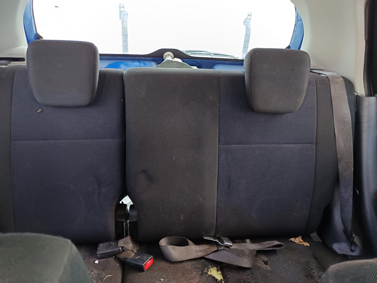 View SUZUKI SWIFT 2005 5_DOOR Hatchback Breaking