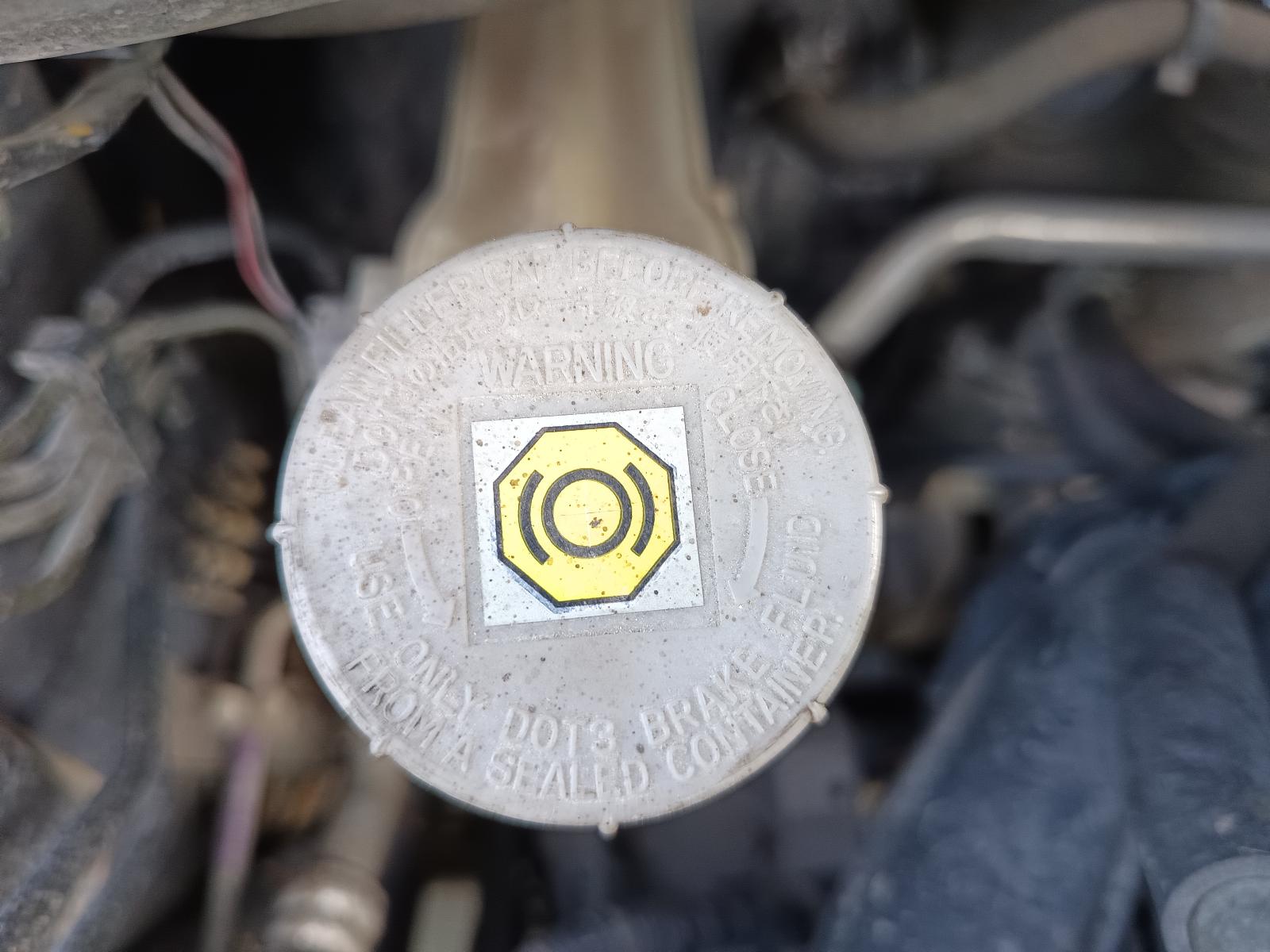 View SUZUKI SWIFT 2005 5_DOOR Hatchback Breaking