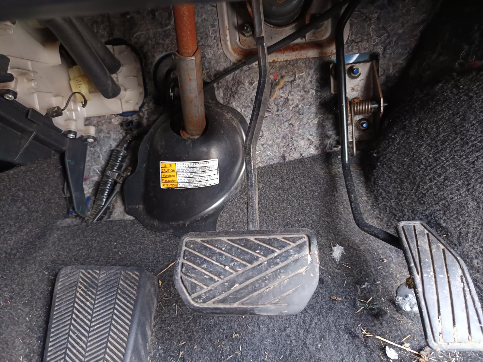 View SUZUKI SWIFT 2005 5_DOOR Hatchback Breaking