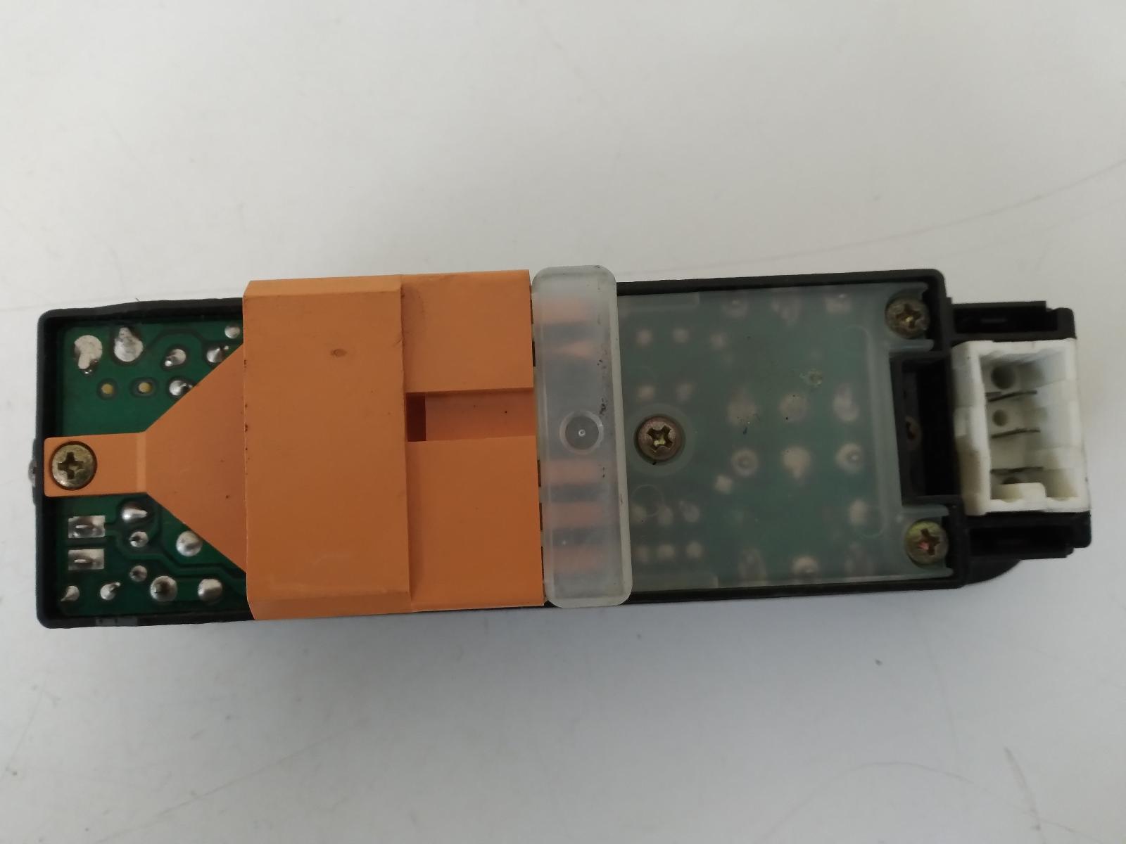 1996 SUZUKI BALENO Pwr Dr Wind Switch Contact us for Photo