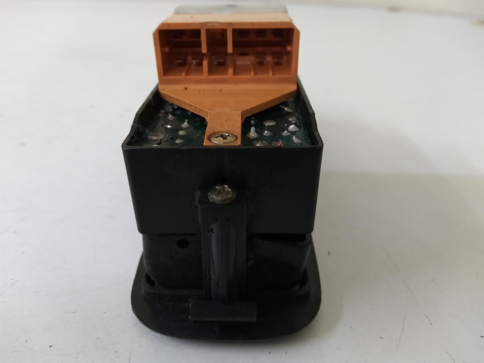 1996 SUZUKI BALENO Pwr Dr Wind Switch Contact us for Photo