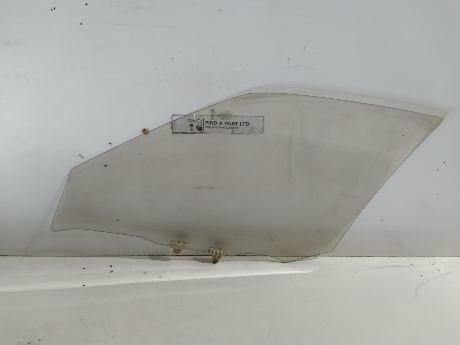 1990 NISSAN BLUEBIRD Right Front Door Window Contact us for Photo