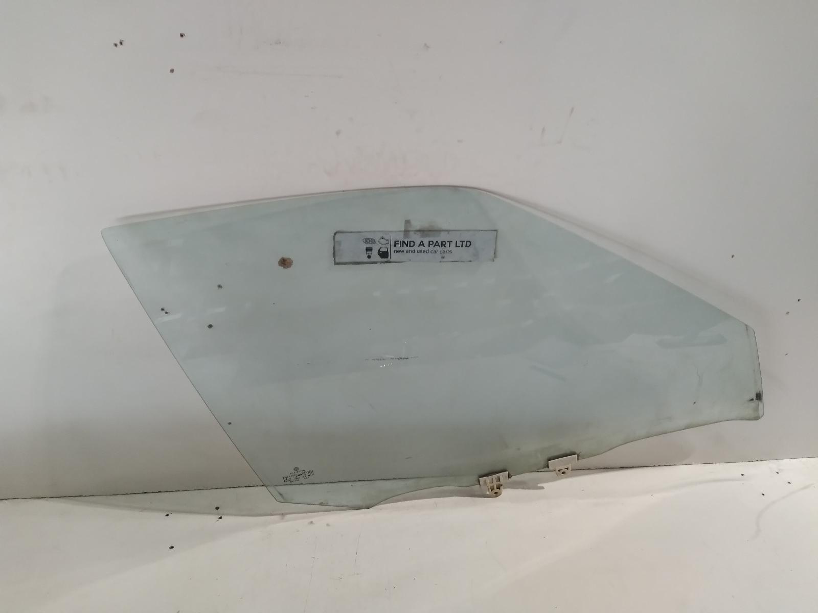 View Auto part Right Front Door Window NISSAN BLUEBIRD 1990