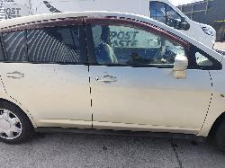 View NISSAN TIIDA 2005   Breaking